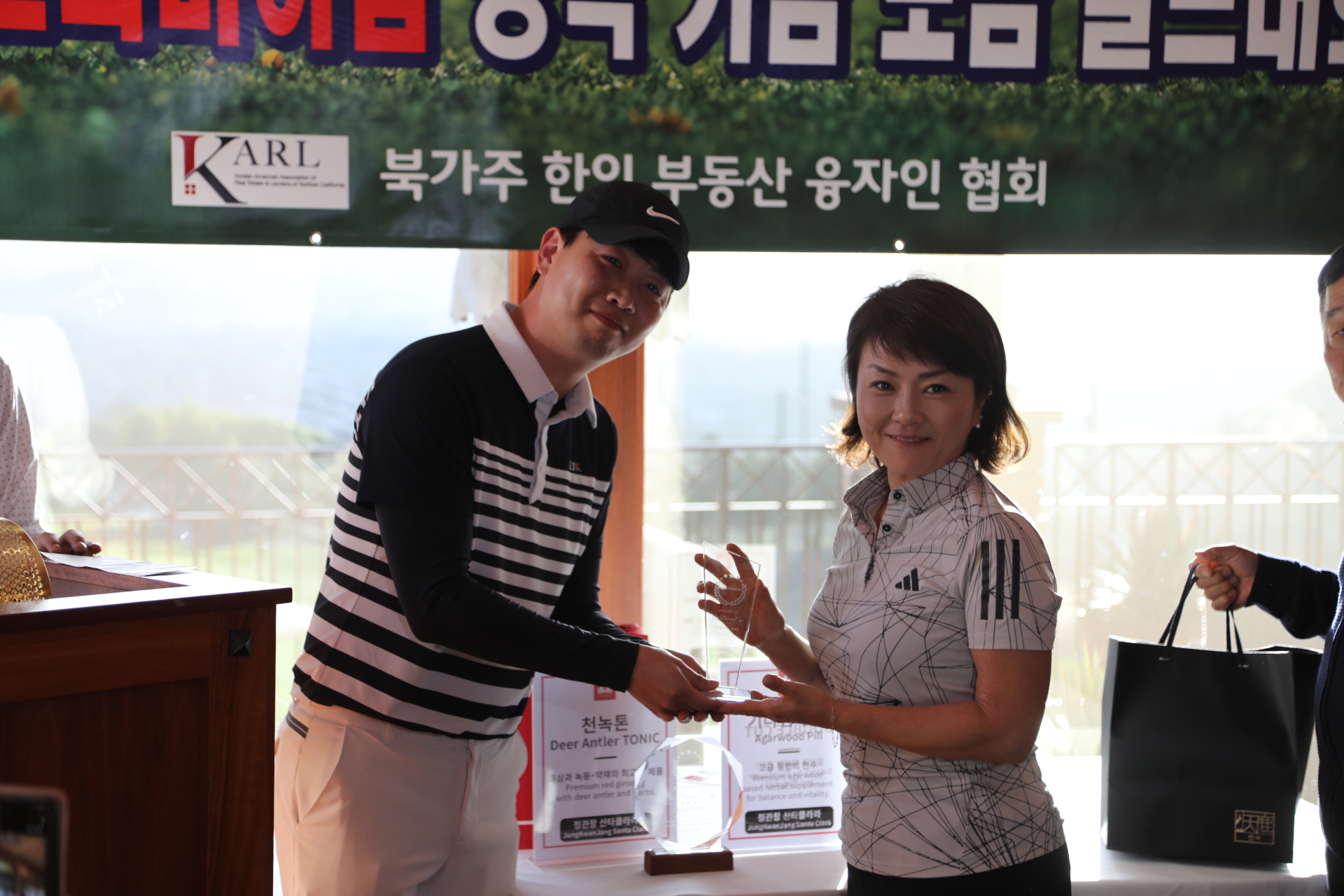 여자1위.JPG